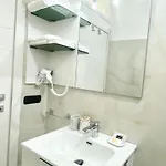 Corso 42 - Design Moderno E Comfort Per 4 Новара