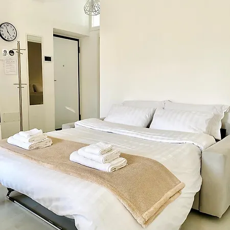 Appartamento CORSO 42 - Design moderno e comfort per 4