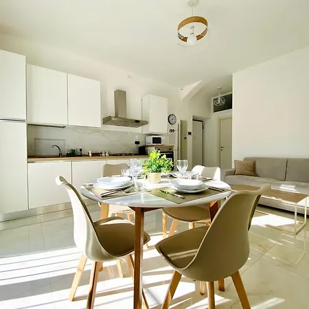 CORSO 42 - Design moderno e comfort per 4 *