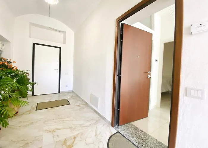 Corso 42 - Design Moderno E Comfort Per 4 * Novara